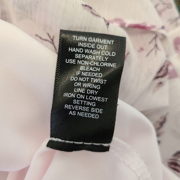 ๐๏ธTRIXXI Ruffled Elbow Puff Sleeve Tiered Floral Square Neck Dress - Picture 10 of 13